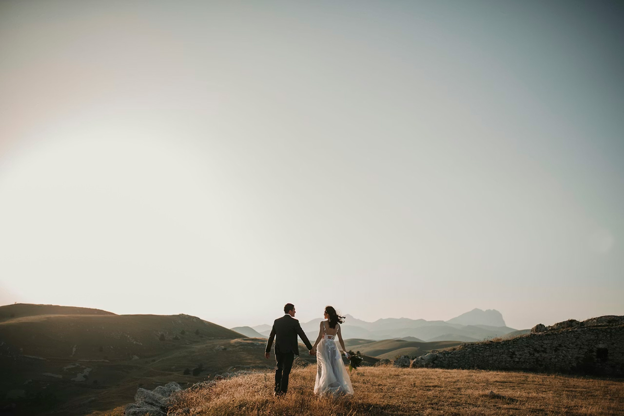 Conceito de site de casamento multilíngue